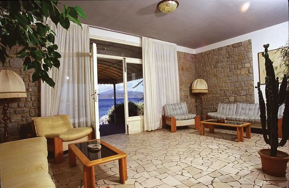 Hotel Stella Maris 카폴리베리